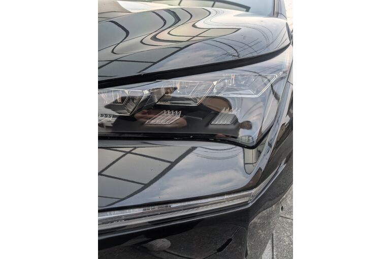 ヘッドライトの黄ばみ