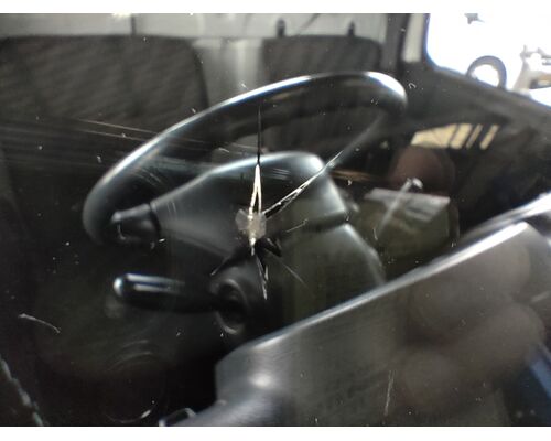 フロントガラス